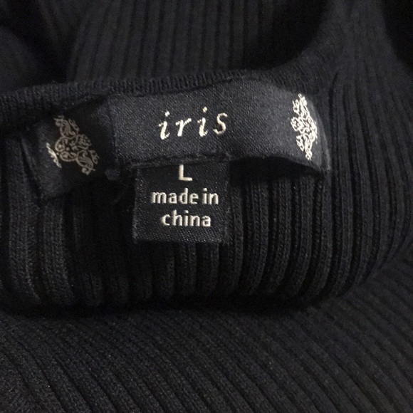 Spaghetti strap black dress with high slit - Picture 5 of 5